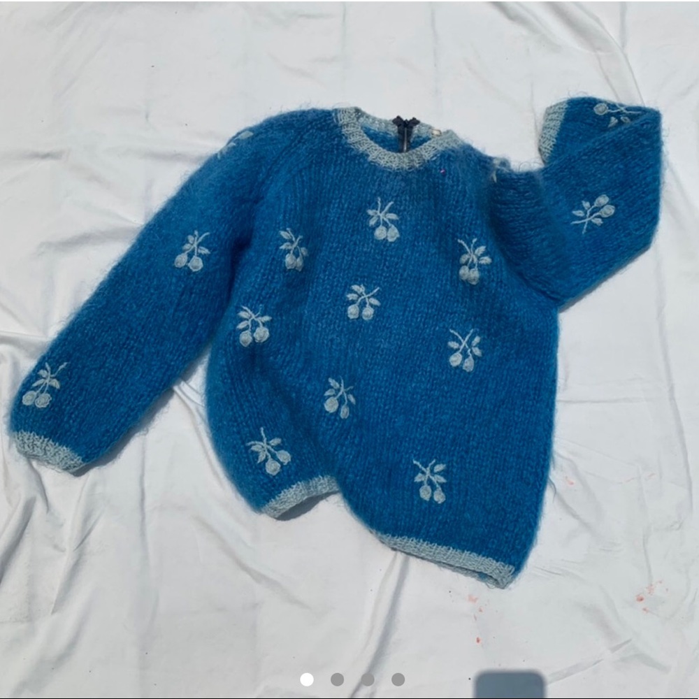 SEARCH FOR 60s vintage mohair/wool cherry sweater!